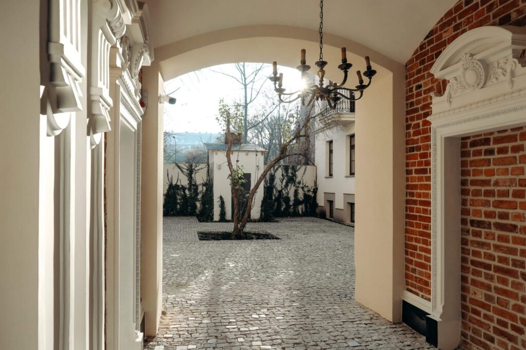 - 2019 Przebudowa kamienicy w Warszawie Praga – 16